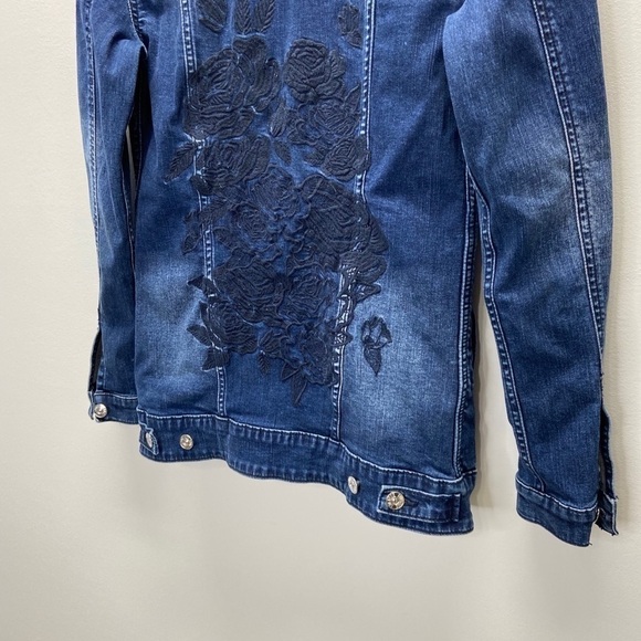 Lularoe Jaxon Denim Floral Embroidered Jacket Sz XS - Picture 3 of 5